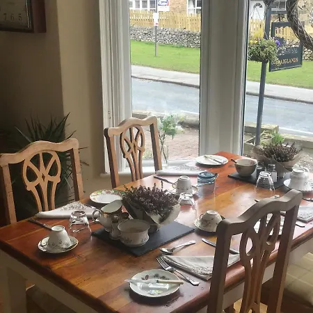 Craiglands Bed And Breakfast, *