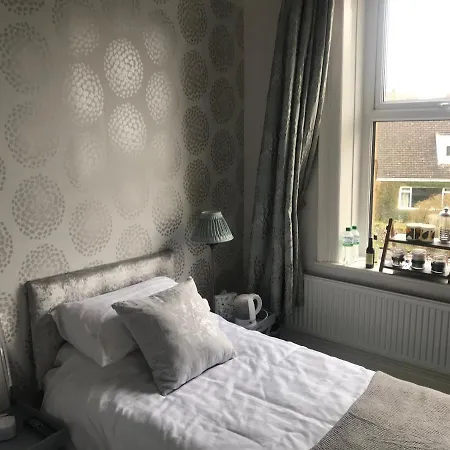 Craiglands Bed And Breakfast, 住宿加早餐酒店 格拉辛顿