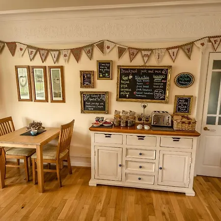 Alojamento de Acomodação e Pequeno-almoço Craiglands Bed And Breakfast, 4*