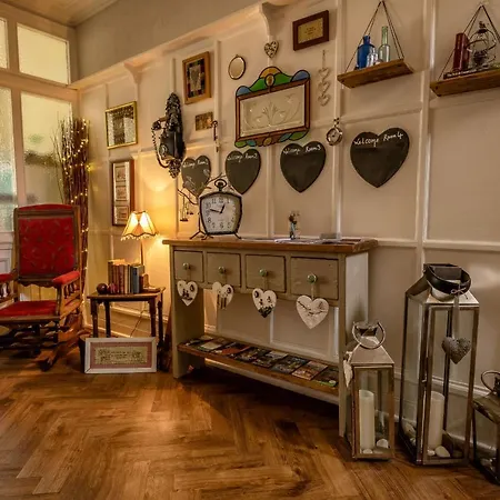 Craiglands Bed And Breakfast, 住宿加早餐酒店 格拉辛顿