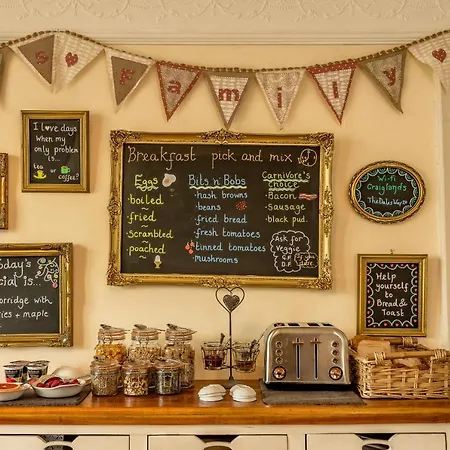 Craiglands Bed And Breakfast, 住宿加早餐酒店